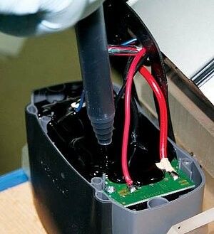 Система распределения смеси для компонентной смолы AB